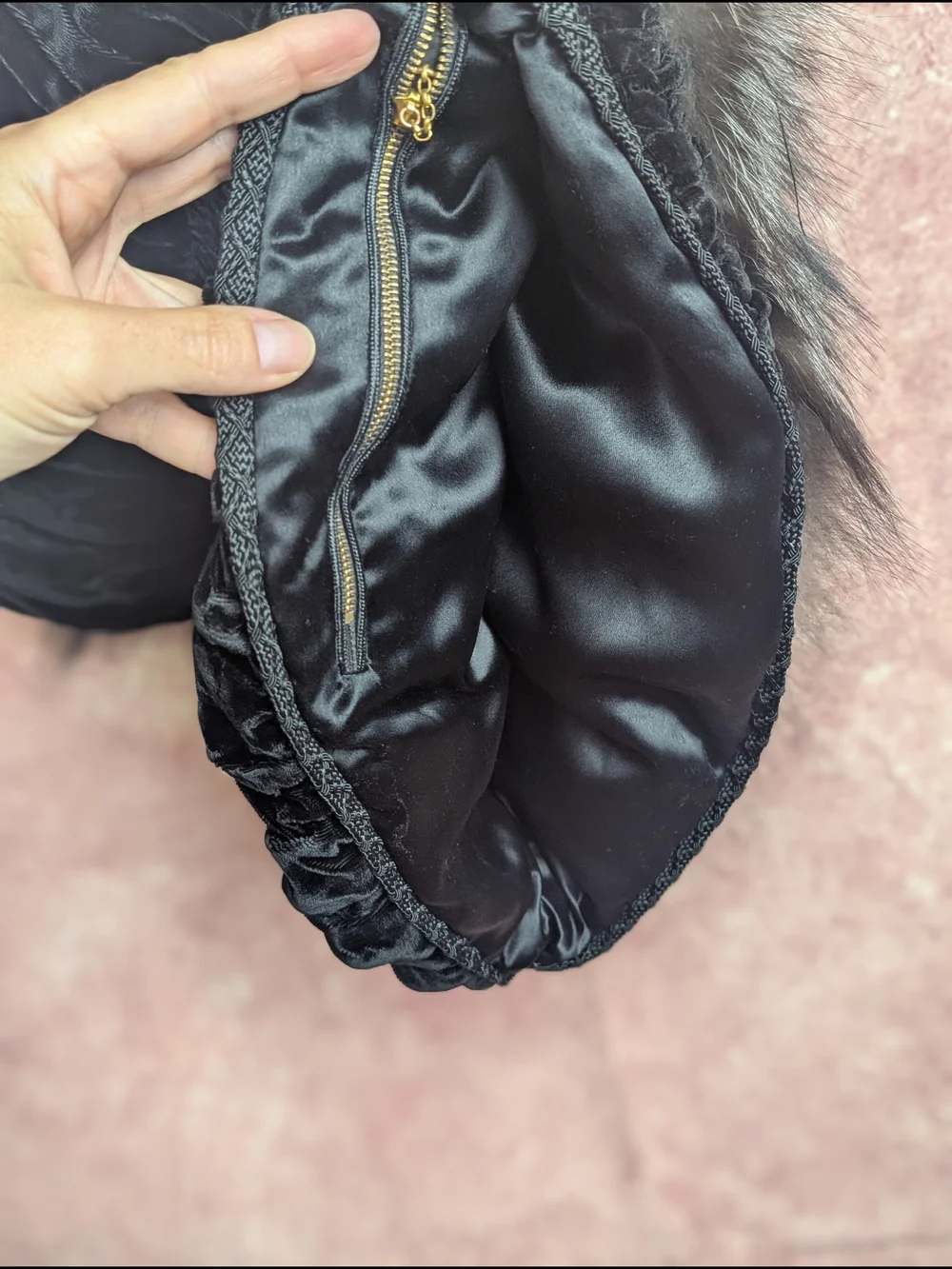 Vintage Black Velvet Fur Hand Muff Purse Wristlet 1940s 1950s Evening Bag